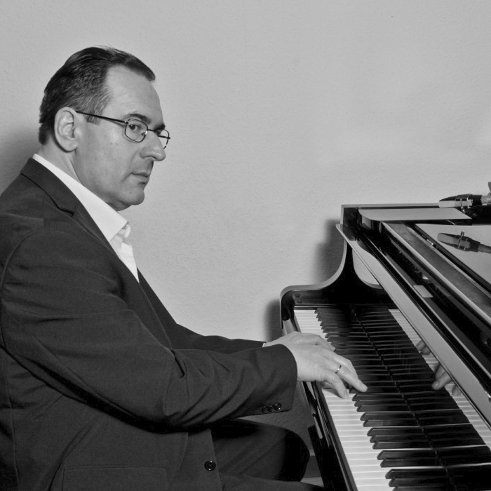 in blue rick von bracken