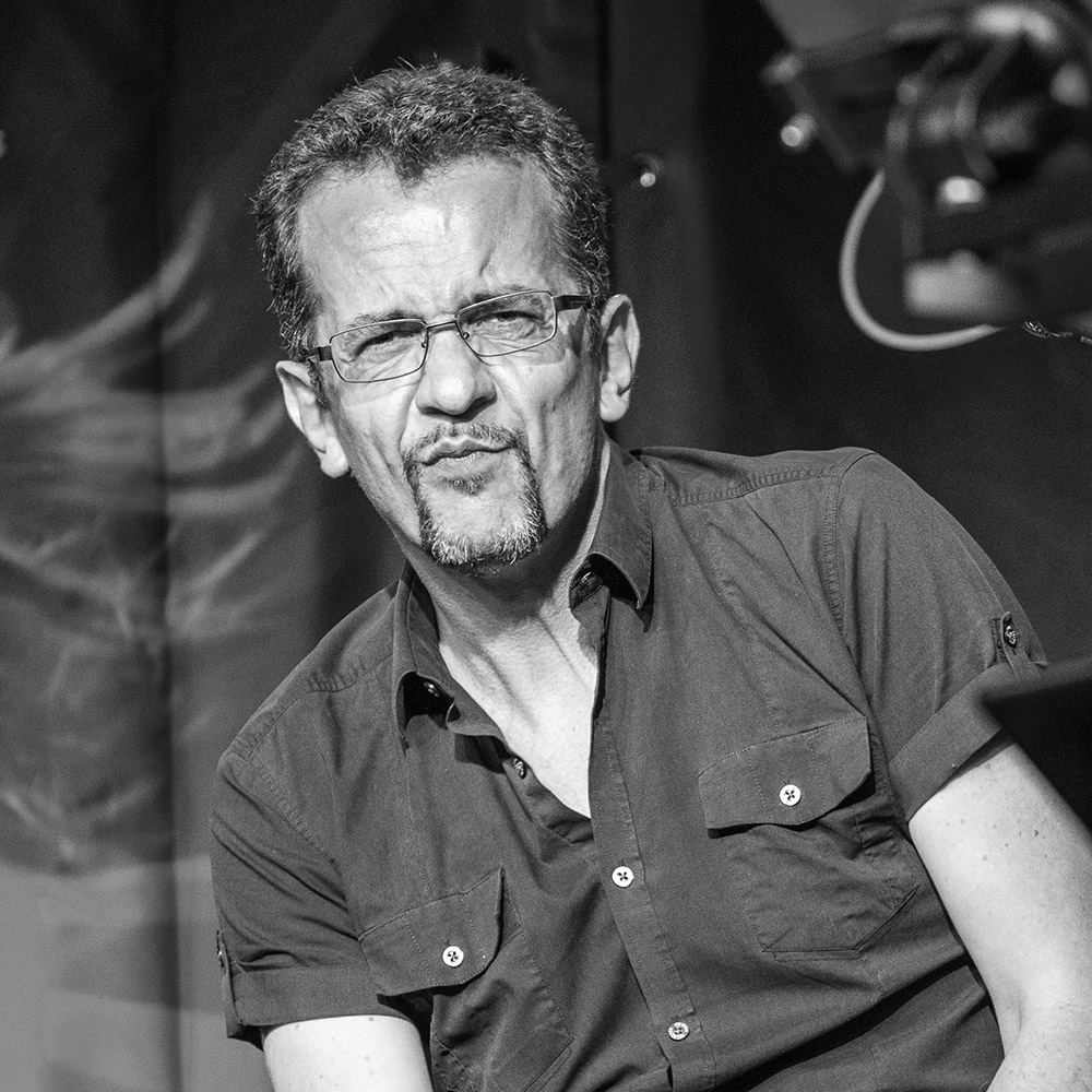 in blue stefan buchholz